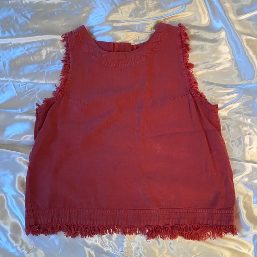Raspberry tank with fringe